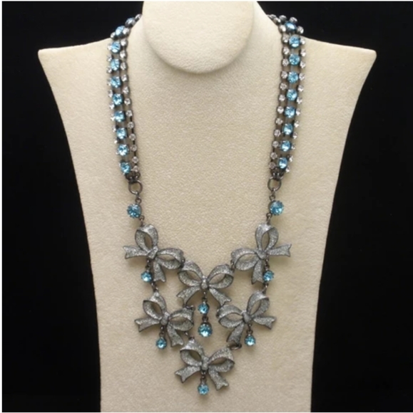 Betsey Johnson Jewelry - *RARE* BETSEY JOHNSON 'SNOW ANGEL' BOW NECKLACE